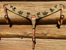 Load image into Gallery viewer, Butterfly Mohair Breast Collar