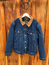 Load image into Gallery viewer, Denim Jacket