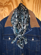 Load image into Gallery viewer, Denim Jacket