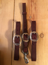 Load image into Gallery viewer, Leather Tugs and Centerpiece